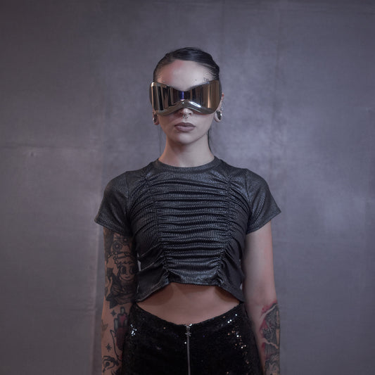 ''NOT TOO BASIC'' SHIRRED CROP TOP